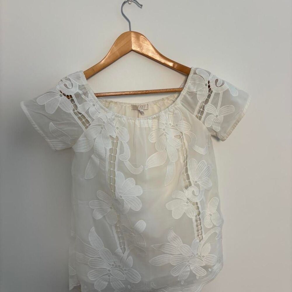 Wayf Women's White and Cream Blouse